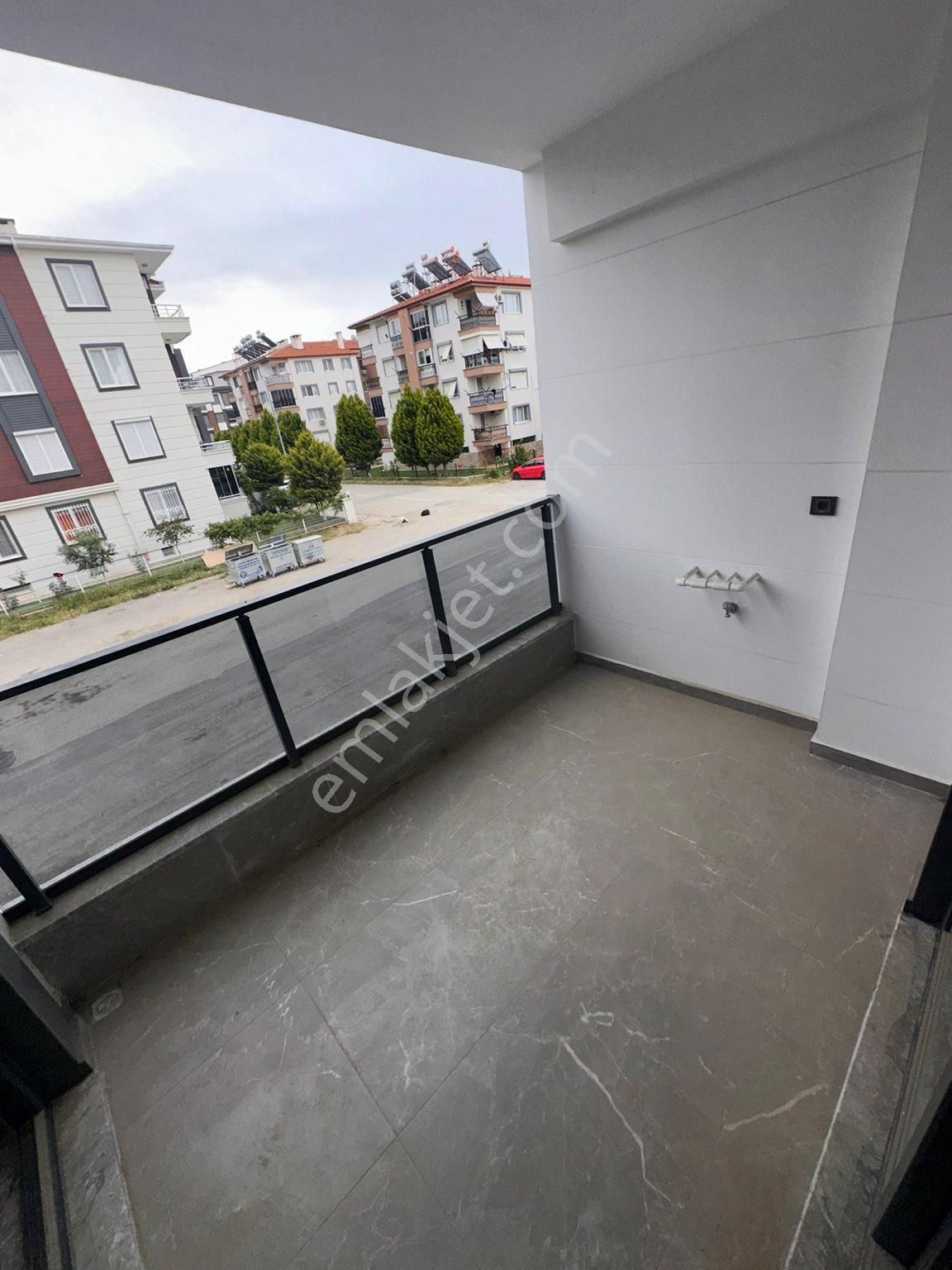 Ak&er Emlak'tan 2+1 Ultra Lüks Çay Manzaralı - Görsel 12