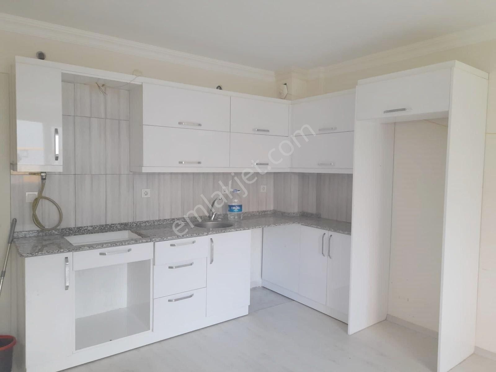 Menemen 29 Ekim Kiralık Daire  ÇİĞLİ SERKAN EMLAK DAN ULUKENTTE KİRALIK DAİRE 