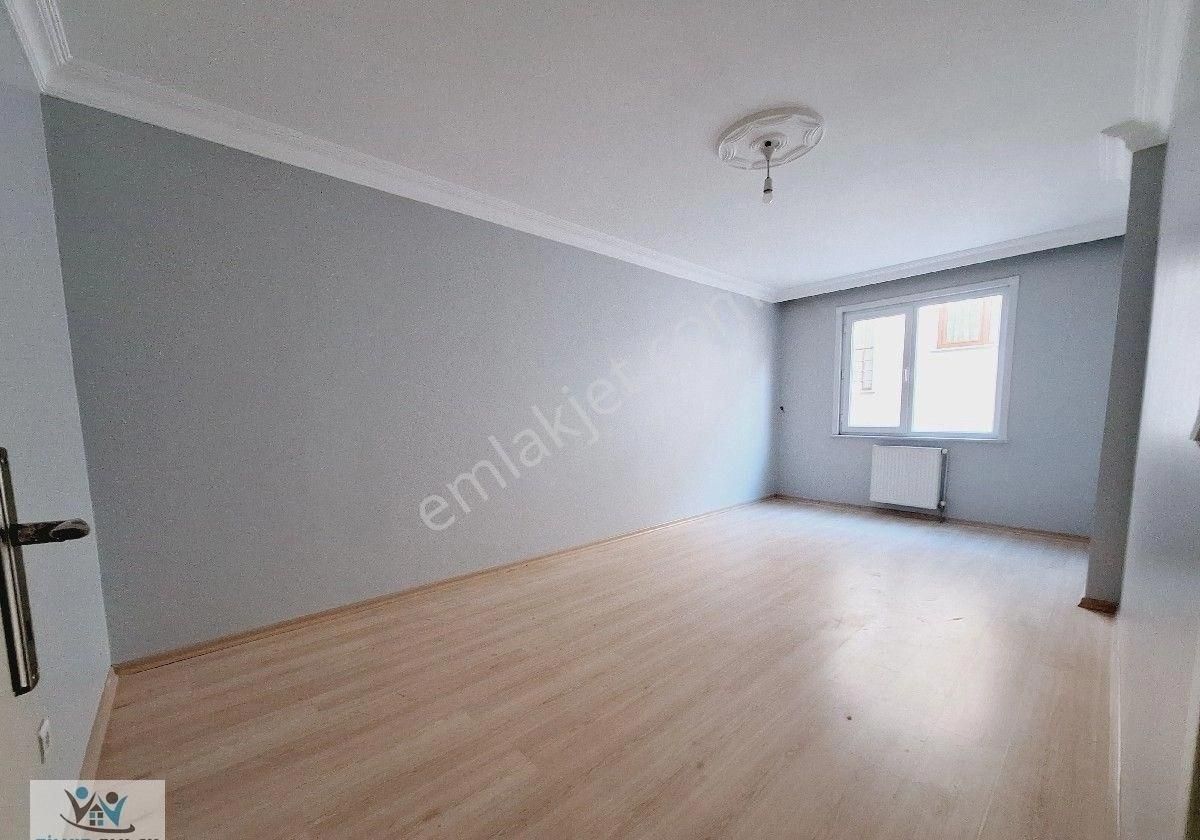 Esenyurt Çınar Kiralık Daire OTOPARKLI BİNADA KİRALIK 2+1 ARAKAT DAİRE