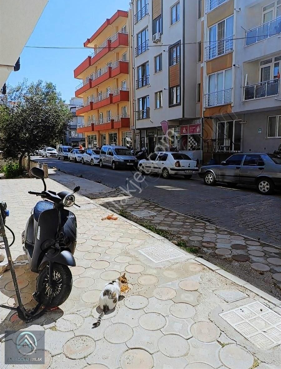 Çanakkale Merkez Barbaros Kiralık Dükkan & Mağaza BARAROS OKULUNUN ARKA SOKAGINDA KALE SOKAKTA150M² DEOLU ISYERI