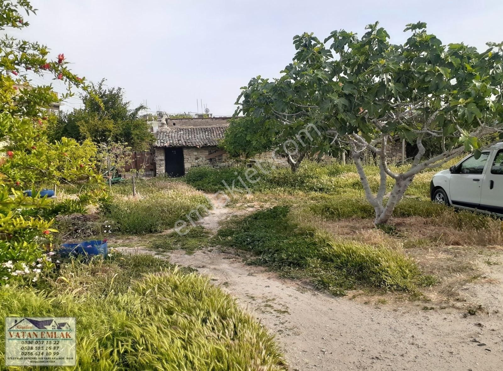 Kuşadası Camiatik Satılık Konut İmarlı kusadasi camiatik mah satilik arsa