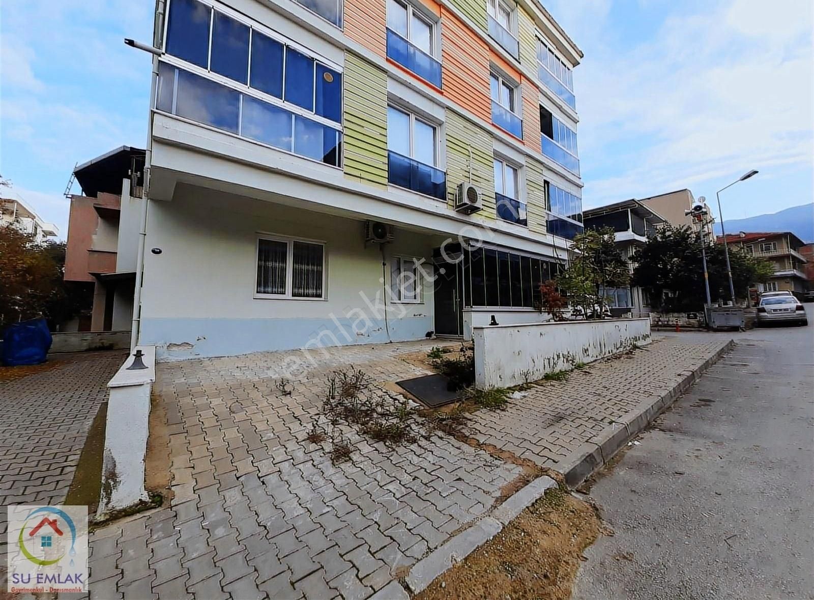 Tire Kurtuluş Satılık Daire TİRE KURTULUŞ MAH TEK DAİRE 135 M2 5 YILLIK GİRİŞ KAT DAİRE