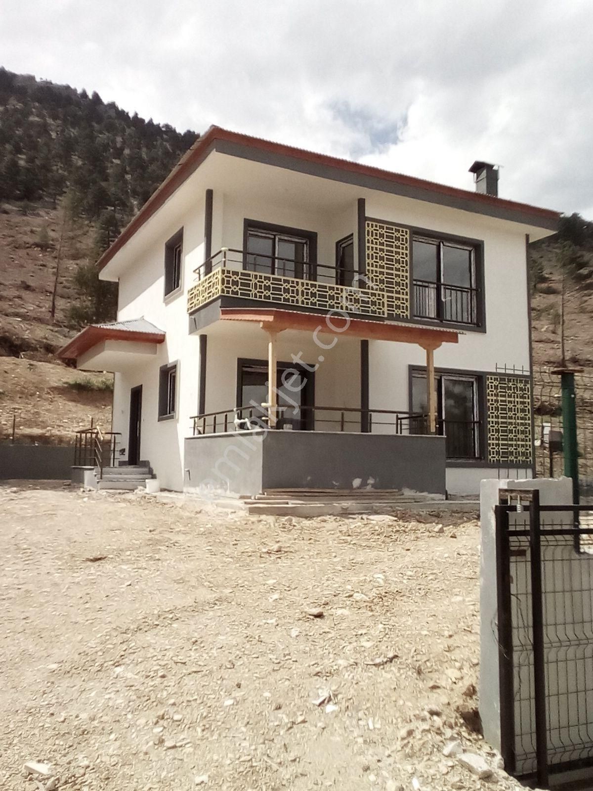 Pozantı Yenikonacık Satılık Daire Ultra Lüks Yaylalık Villa