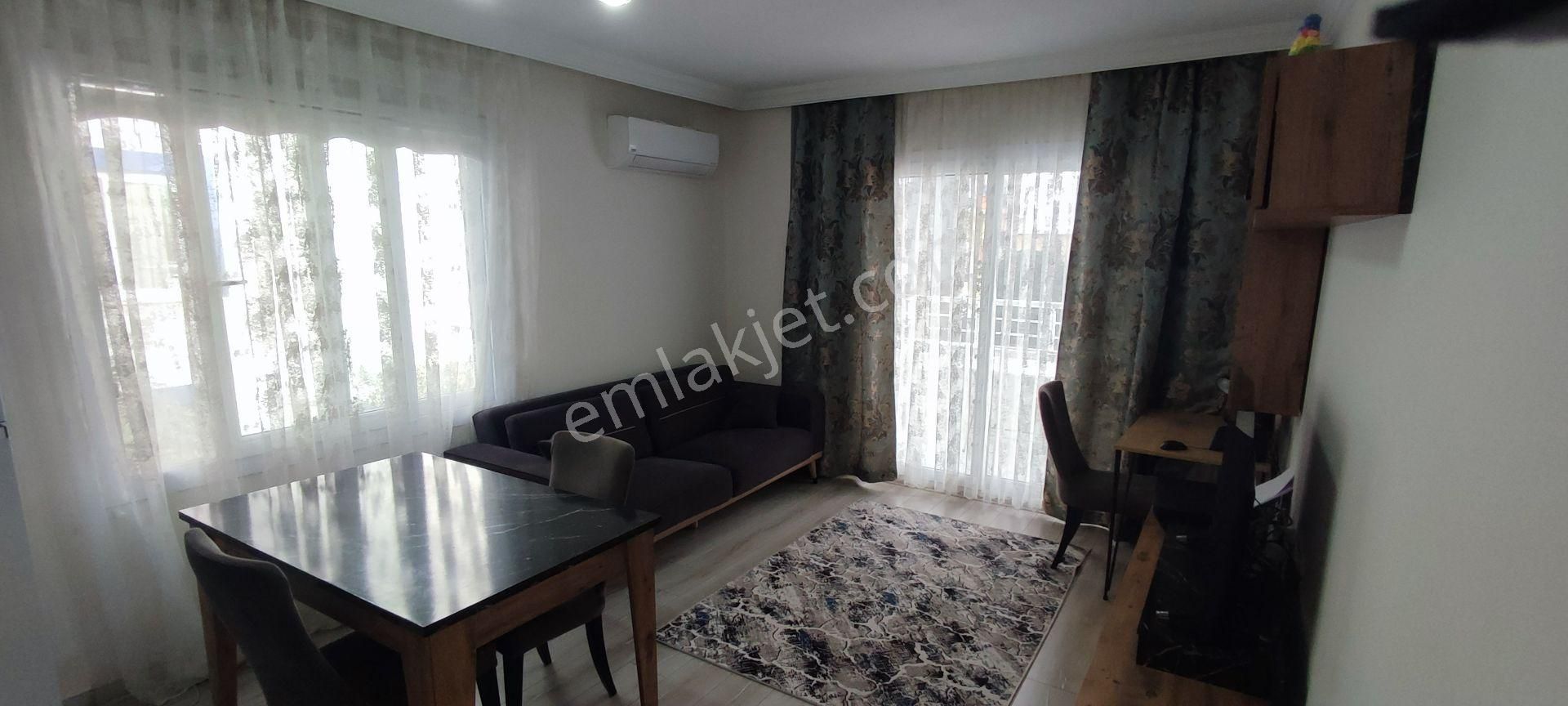 Erdemli Kargıpınarı Satılık Daire  Kargıpınarı merkezde mobilyalı ve beyaz eşyalı 2+1 daire