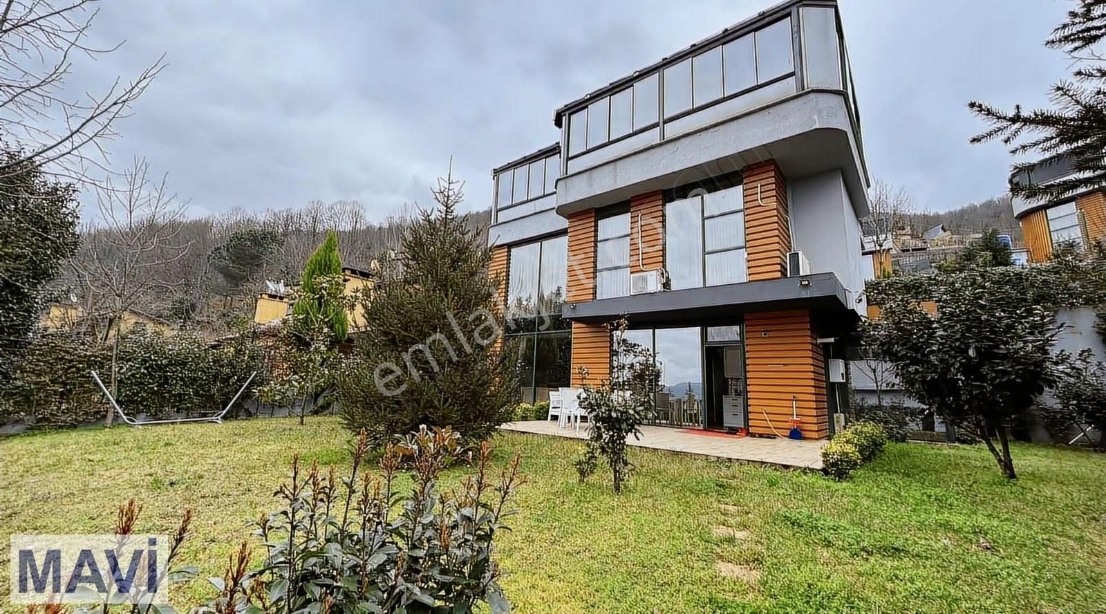 Sapanca Kırkpınar Tepebaşı Kiralık Villa REMAX MAVİ'DEN SAPANCA TEPEBAŞI'NDA 6+2 LÜKS VİLLA