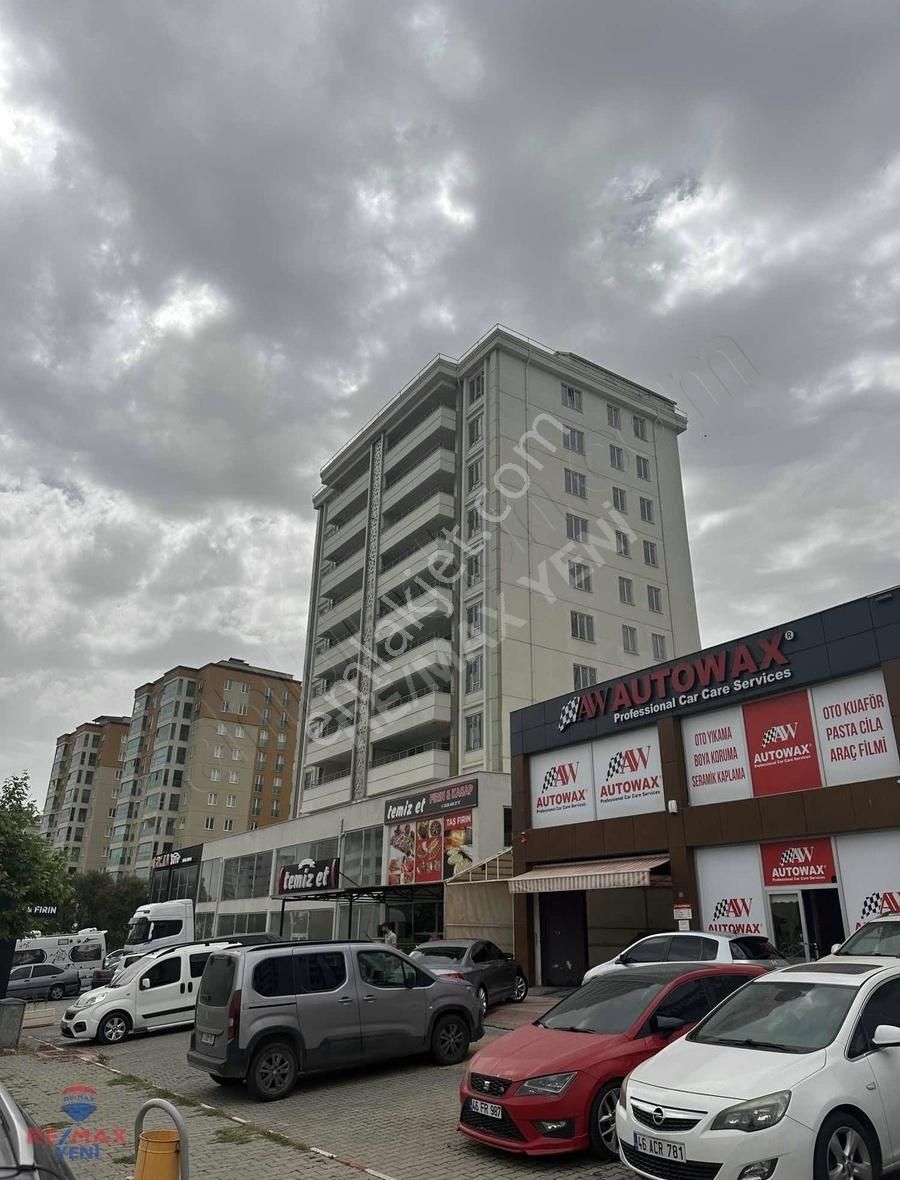 Onikişubat Şehit Abdullah Çavuş Satılık Daire REMAX YENİ'DEN HARİKA KONUMDA ACİLL SATLIK SIFIR 4+1