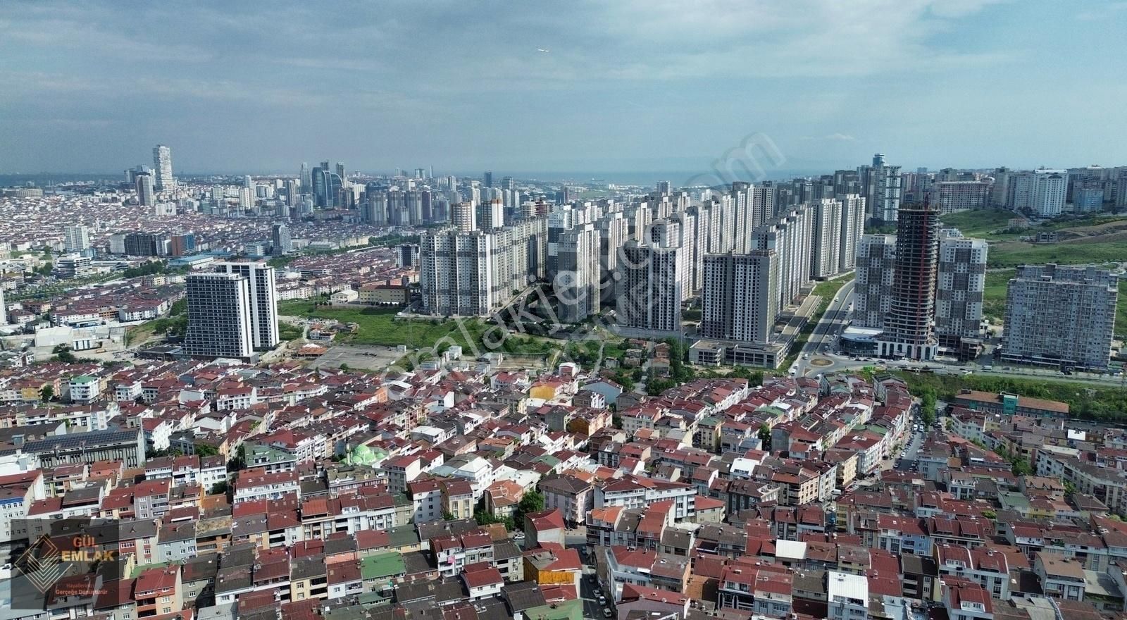 Esenyurt Necip Fazıl Kısakürek Satılık Daire Esenyurt Star Towers Büyük Fırsat İskanlı Geniş 3+1Satılık Daire