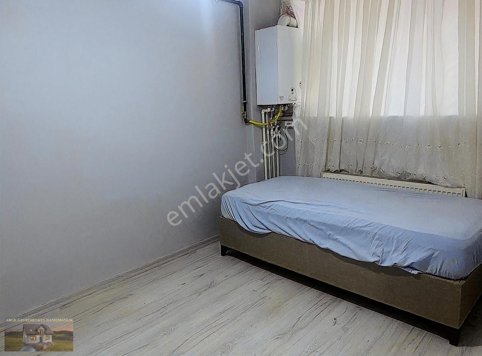 Fatih Atikali Satılık Daire ATİKALİ MH. 1+1 65M2 YARI BODRUM TEMİZ SATILIK DAİRE