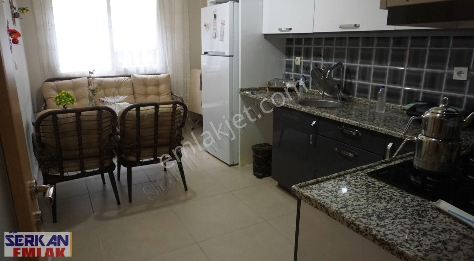 Çiğli Ataşehir Satılık Daire ÇİĞLİ SERKAN EMLAK DAN ŞİRİNTEPEDE SATILIK 3+1 160 M2 DAİRE