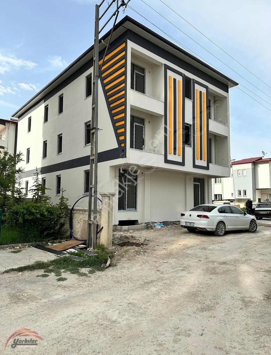 Elbistan Kümbet Kiralık Daire Elbistan Merkezde ultra lüks Eşyalı 1+1 YRB SUİT projesi