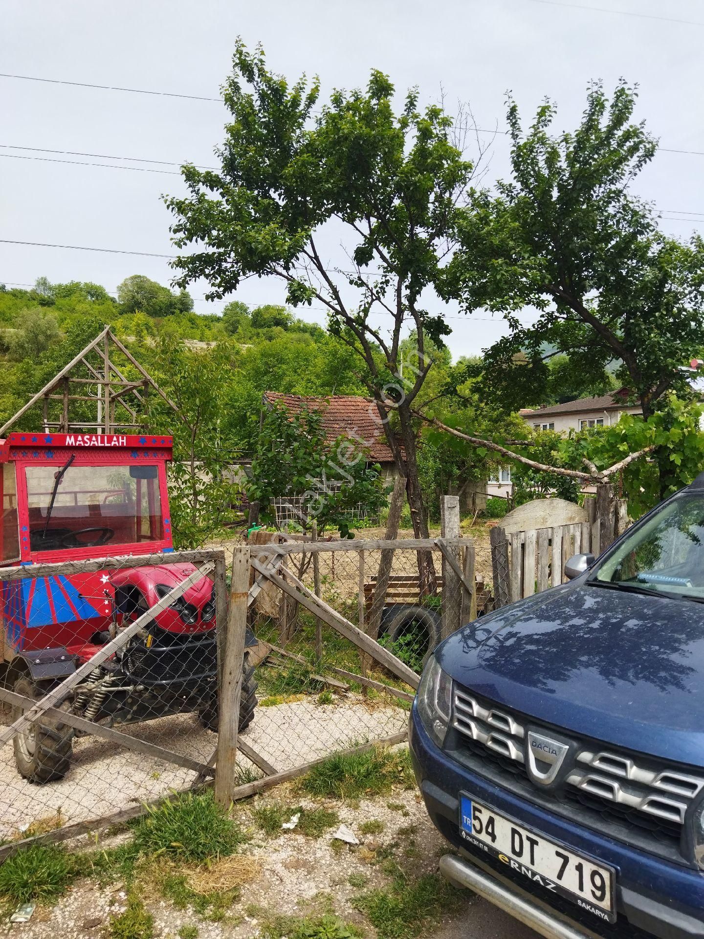 Akyazı Dokurcun Satılık Konut İmarlı DOKURCUN MERKEZİ İMARLI ARSA