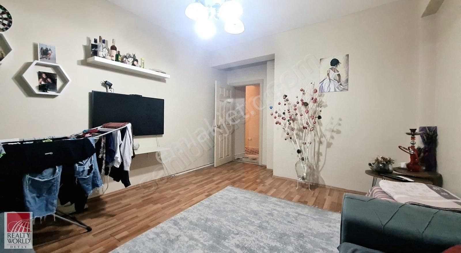 Tepebaşı Yenibağlar Satılık Daire RW DETAYDAN AÇIKÖĞRETİM BİNASI ARKASI SATILIK 2+1 DAİRE