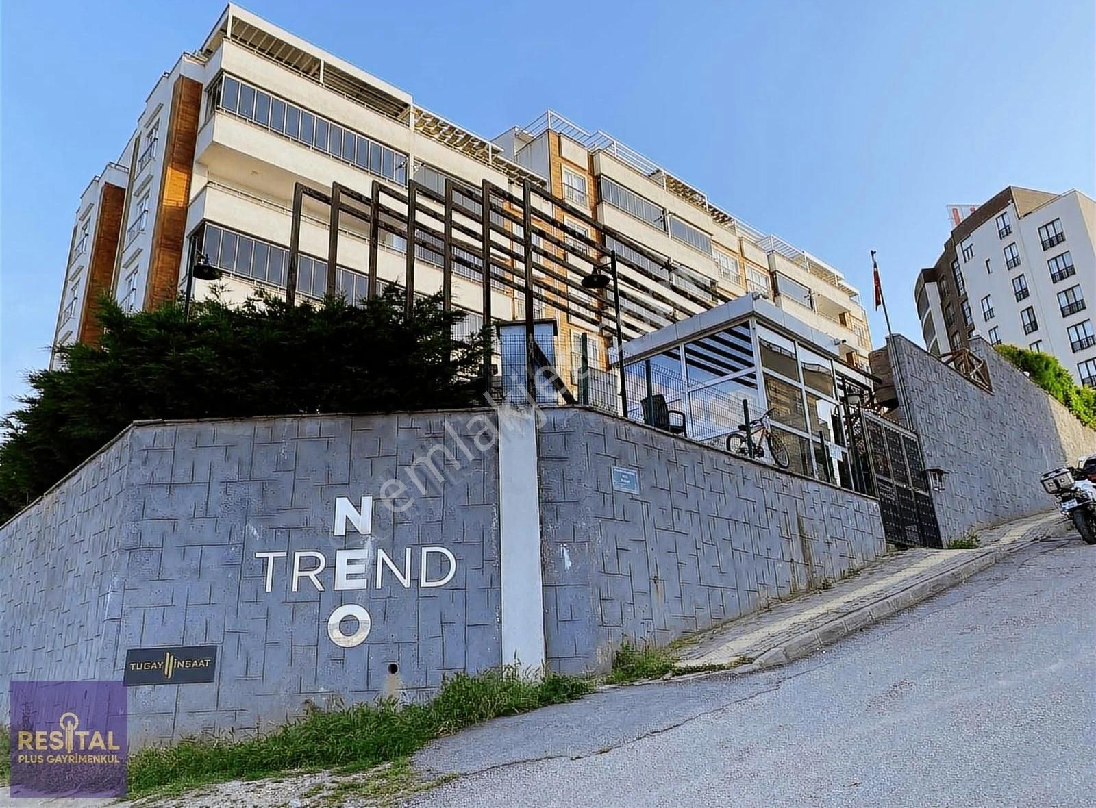 Mudanya Güzelyalı Eğitim Satılık Daire MUDANYA GÜZELYALI NEO TREND SİTESİ HAVUZLU 1+1 55M2