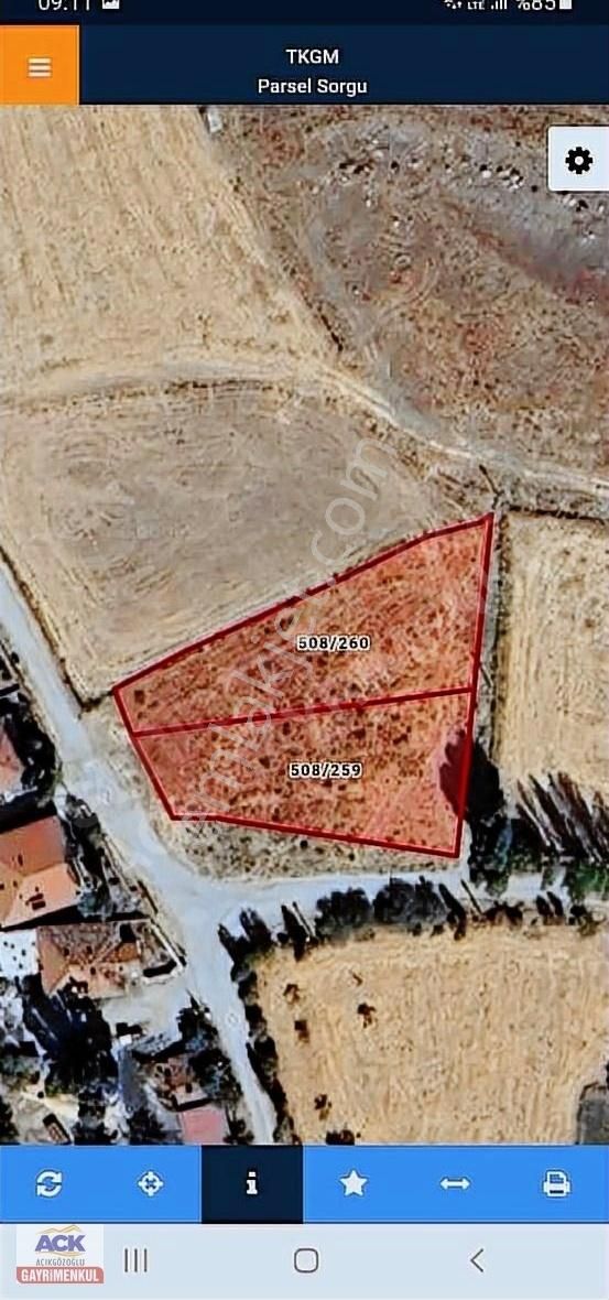 Sinanpaşa Akören Bld. (Bağdat) Satılık Villa İmarlı Akören belediyesi bağdat mahallesinde muhteşem köşe konumlu arsa