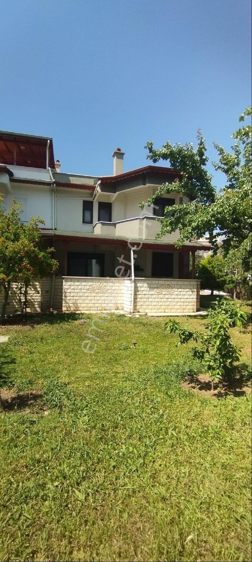 Edremit Tahtakuşlar Kiralık Villa TURYAP AKÇAY'DAN KİRALIK VİLLA