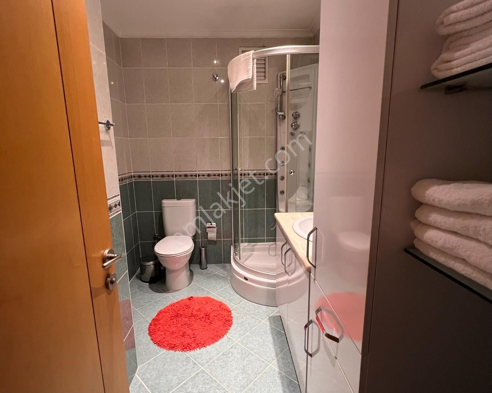 İstinye'de Aktiviteli Sitede 3+1 Teraslı, Bahçeli Eşyalı Daire - Görsel 24