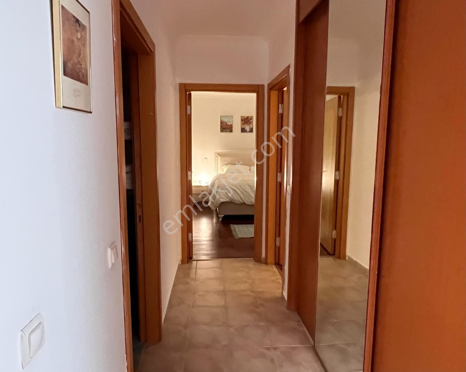 İstinye'de Aktiviteli Sitede 3+1 Teraslı, Bahçeli Eşyalı Daire - Görsel 12