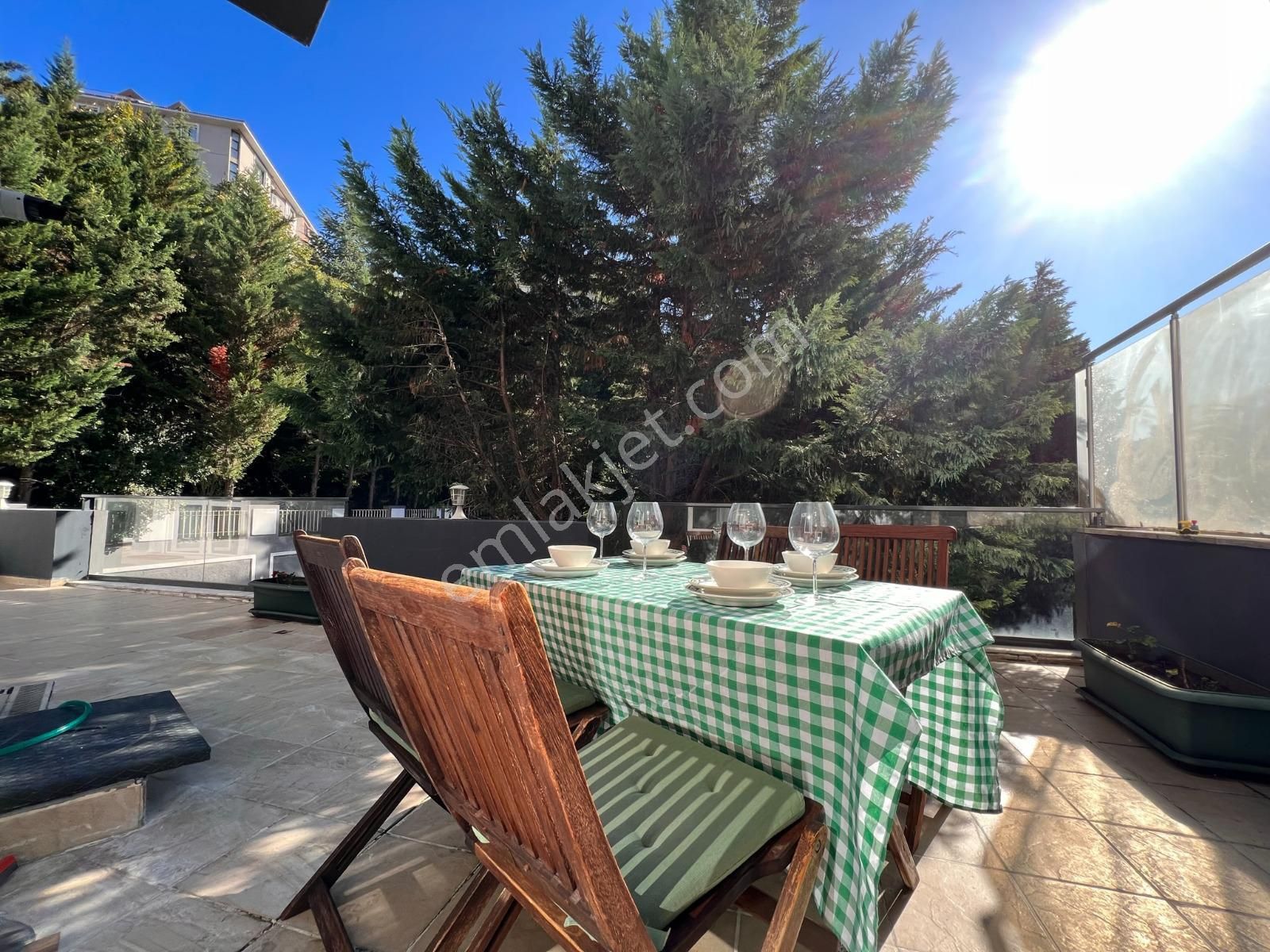 İstinye'de Aktiviteli Sitede 3+1 Teraslı, Bahçeli Eşyalı Daire - Görsel 2