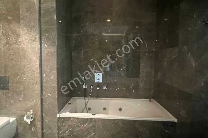 Beşiktaş Levent Satılık Residence  Levent Sapphire Residence Teraslı 3+1 Güncel Satılık Boş Daire