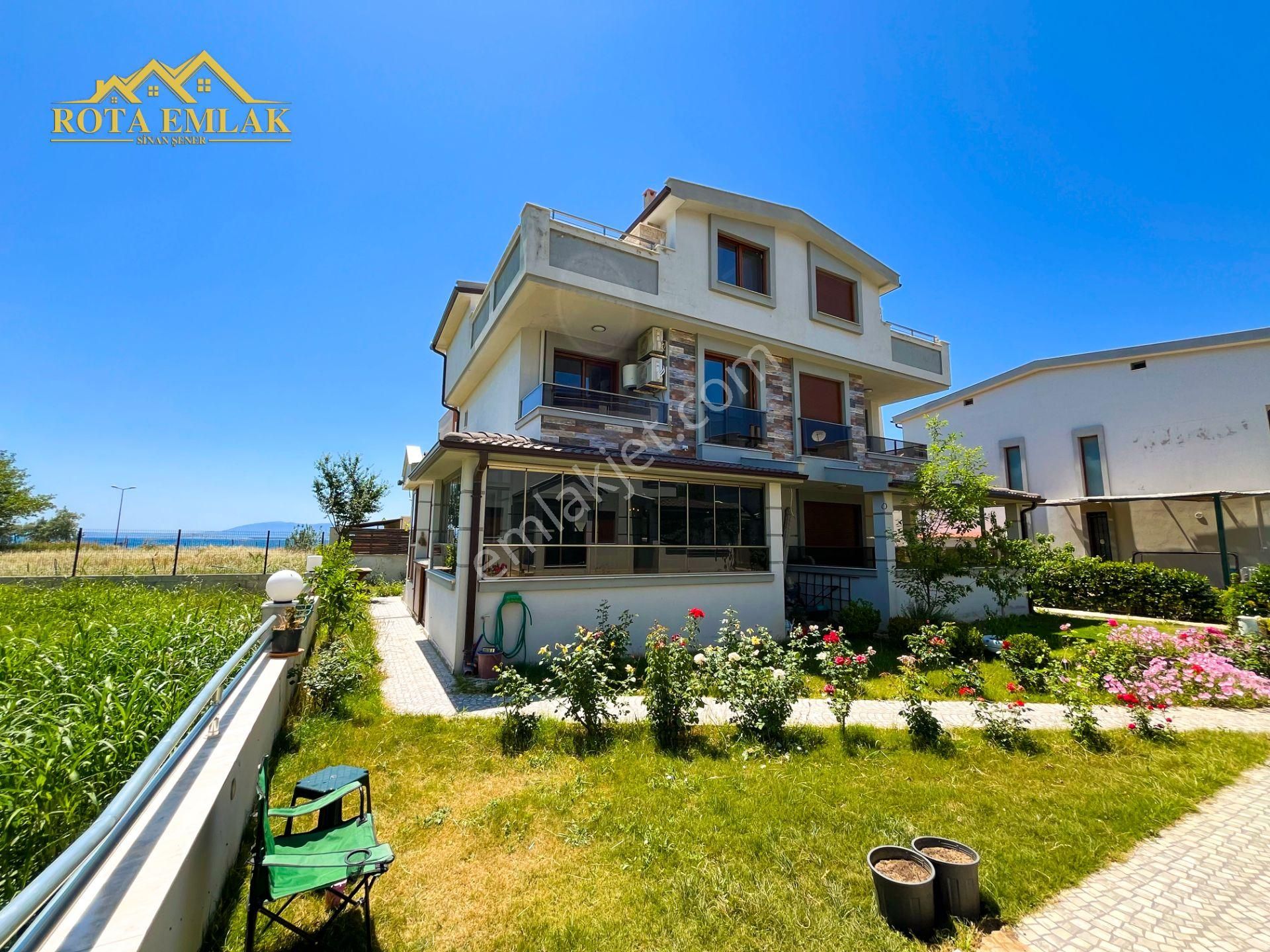 Rota Emlak'tan Gümüldür Sahil'de Eşyalı 4+1 Eşyalı Tripleks - Görsel 12