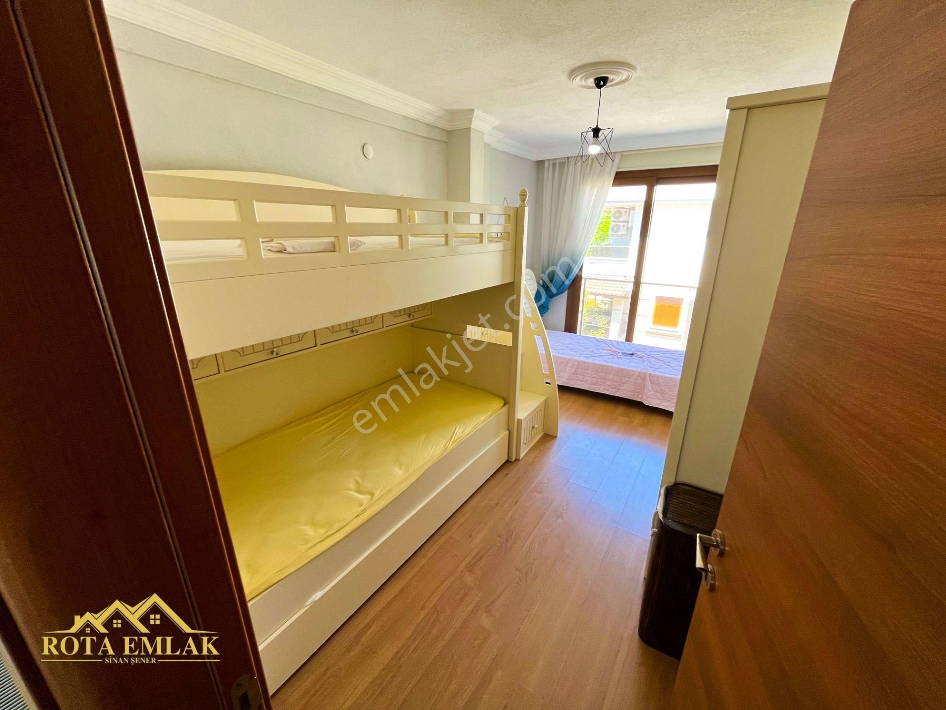 Rota Emlak'tan Gümüldür Sahil'de Eşyalı 4+1 Eşyalı Tripleks - Görsel 30