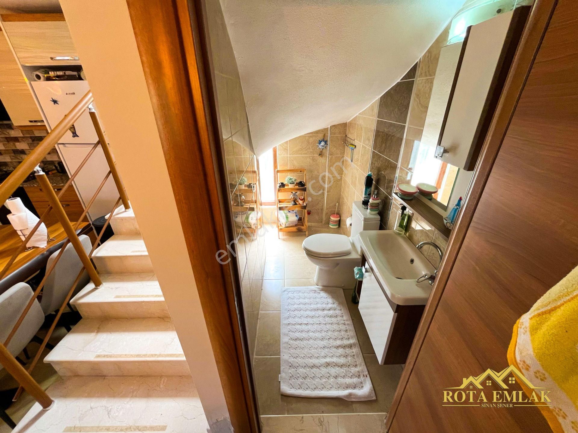 Rota Emlak'tan Gümüldür Sahil'de Eşyalı 4+1 Eşyalı Tripleks - Görsel 25