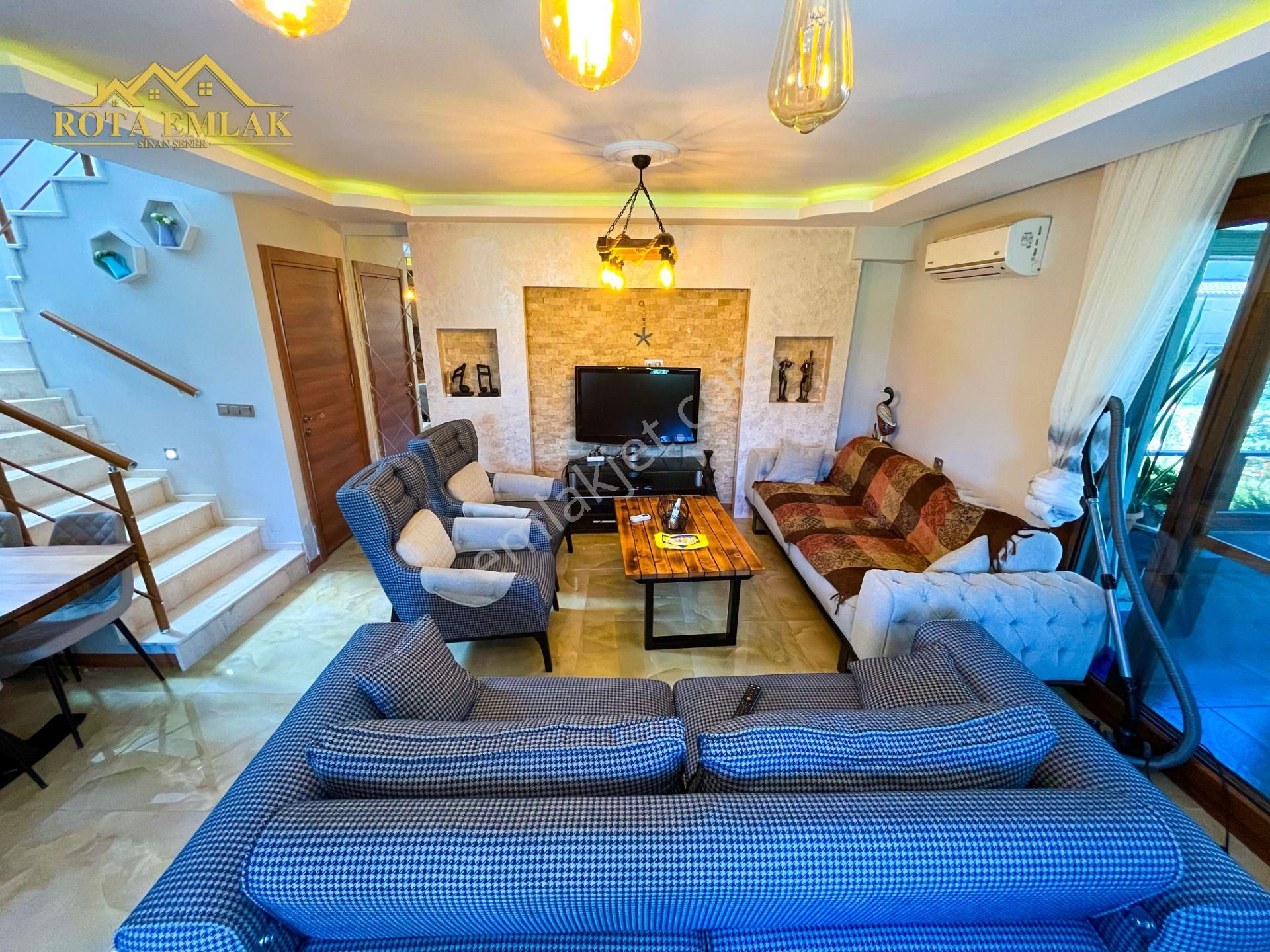 Rota Emlak'tan Gümüldür Sahil'de Eşyalı 4+1 Eşyalı Tripleks - Görsel 19