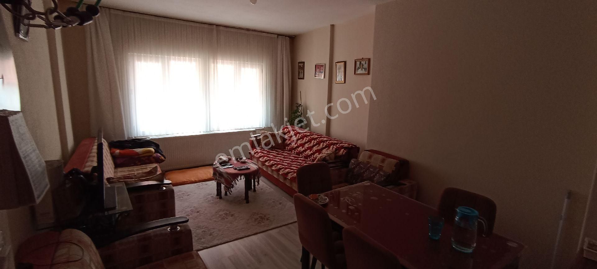 Orhangazi Arapzade Satılık Daire ÇARŞI MERKEZDE 3+1 DAİRE