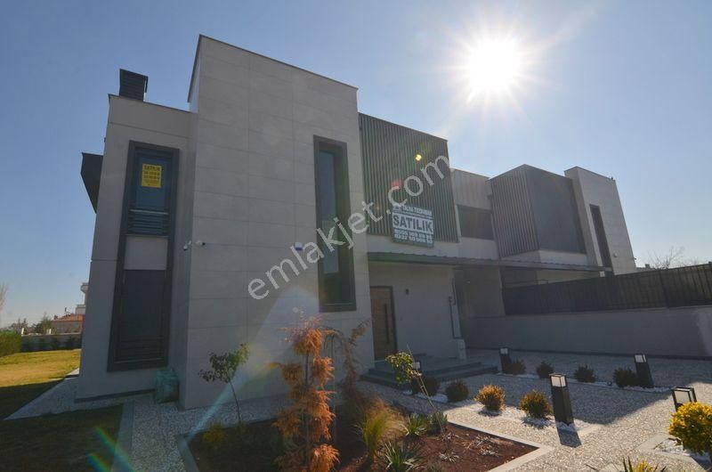 Talha tozduman'dan lalebahçede sifir/lüx/250m2 4+1 dubleks vi̇lla