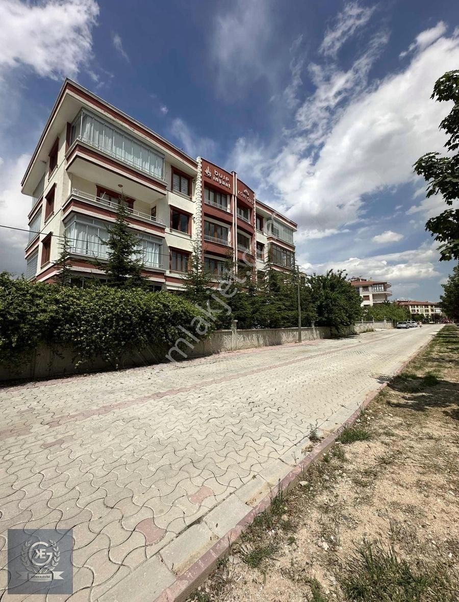 Selçuklu Yazır Satılık Daire YORULMAZ EMLAKDAN SATILIK 3+1 ARA KAT DAİRE YASEMİN EVLERİN YANI