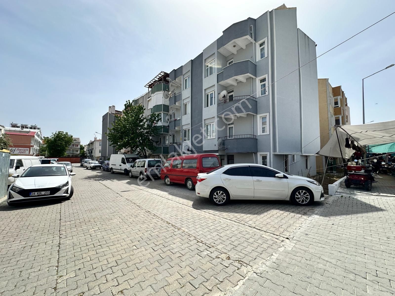 Şarköy Cumhuriyet Satılık Daire CUMHURİYET MAHLSİN,DE 2+1 /90m2 DOĞALGAZI KAPIDA DENİZE 70 METRE MESAFEDE