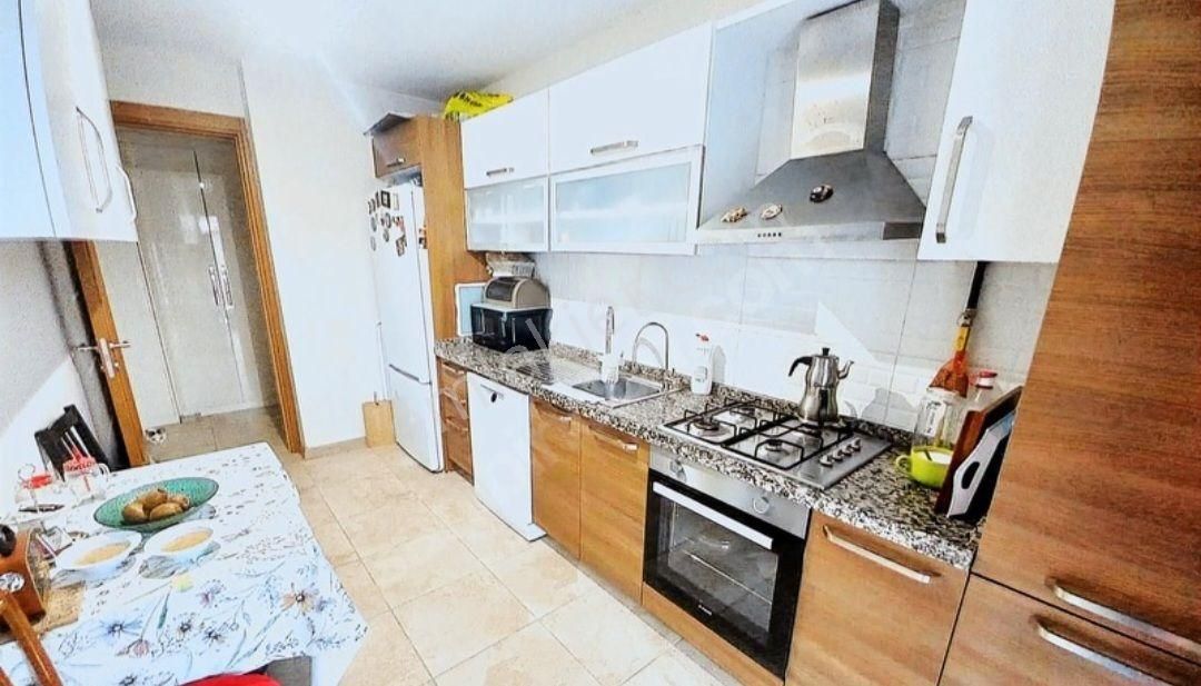 Maltepe İdealtepe Marmaraya Yakın Kiralık Daire  KEMALİST GAYRİMENKUL'DEN, İDEALTEPE KORUYA KOMŞU BAHÇE KULLANMLI 2+1