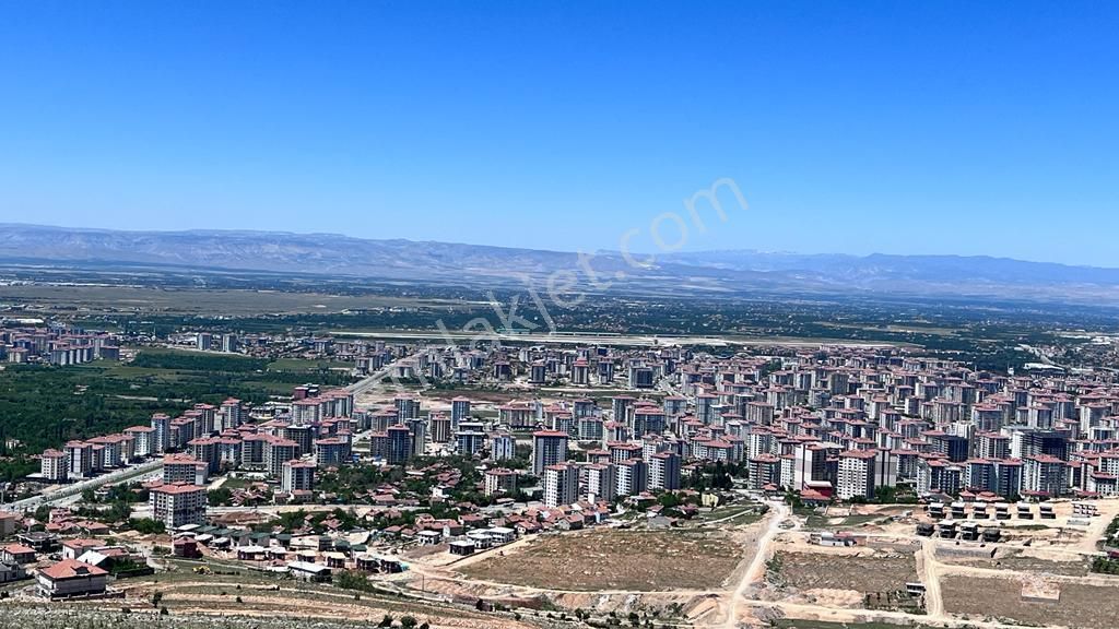 Yeşilyurt Tecde Satılık Villa İmarlı  TECDE'DE ŞEHİR MANZARALI 560 M2 VİLLA İMARLI ARSA.