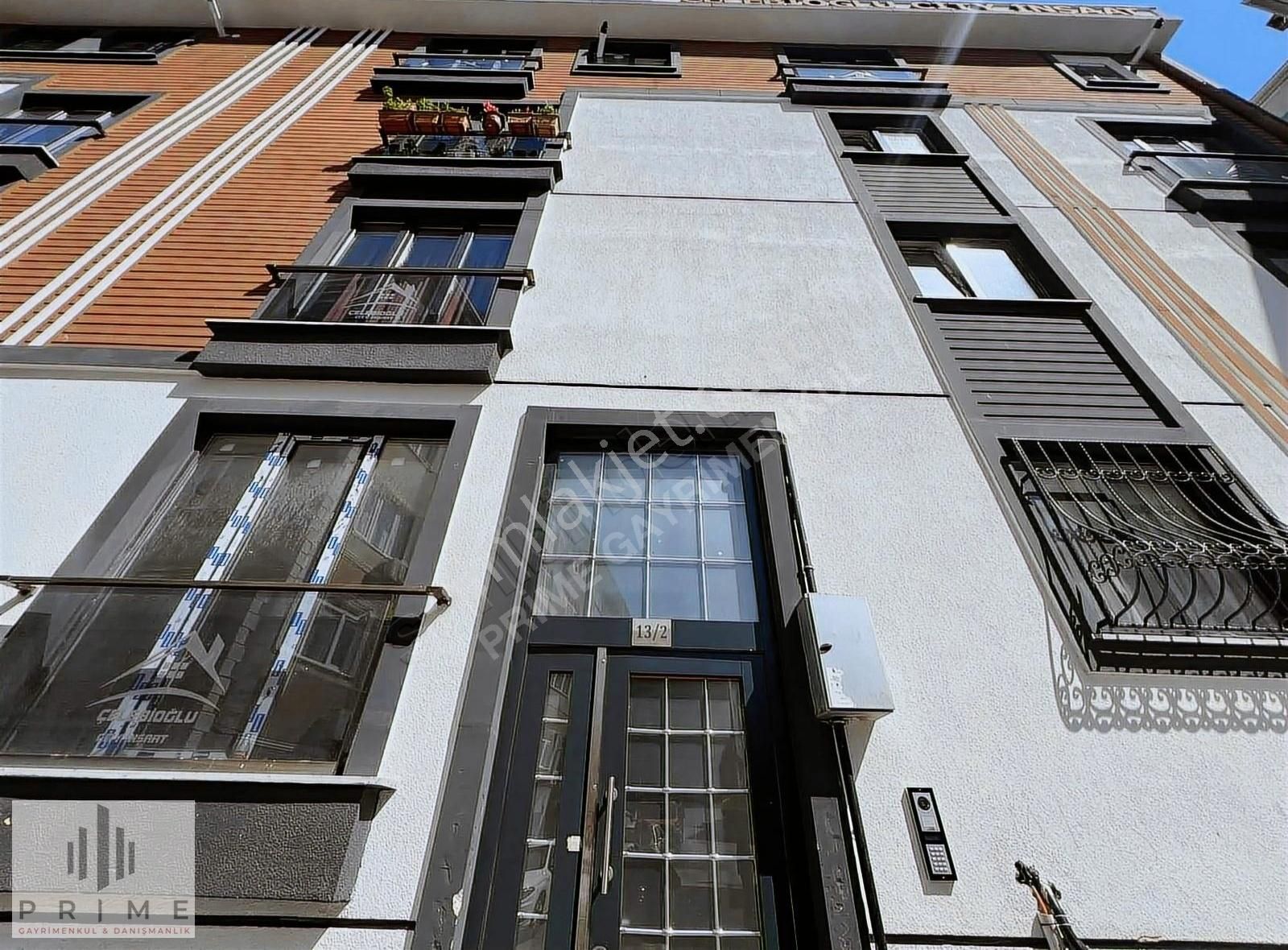 Üsküdar Selami Ali Satılık Daire SÜPER KONUMDA 3+1 130m2 SIFIR FERAH KULLANIŞLI İSKANLI DAİRE