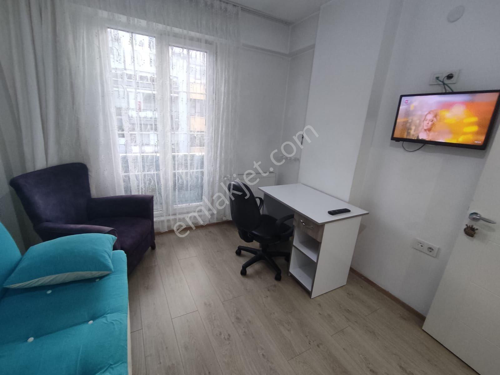 Isparta Merkez İskender Kiralık Daire ISPARTA MERKEZ VALİLİK MEYDANI ARKASI CAFELERE VE DURAĞA 5 DK MESAFEDE KİRALIK ARA KAT 2+0 APART