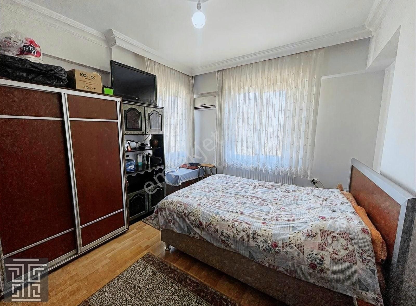 Muratpaşa Kızıltoprak Satılık Daire TAHTAKALE KARŞISI PARK CEPHELİ OTOPARKLI 3+1 SATILIK DAİRE