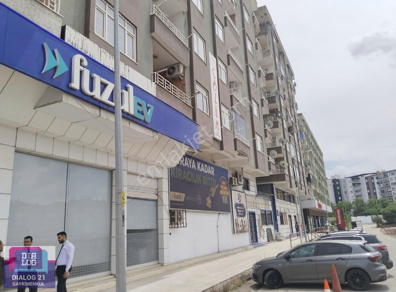 Bağlar Mevlana Halit Kiralık Dükkan & Mağaza MEGA CENTER YANI URFA YOLU ÜZERİ KİRALIK UYGUN FİYATA DÜKKAN