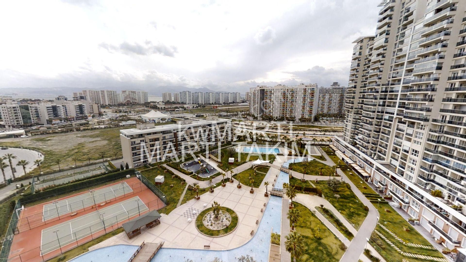 Karşıyaka Yalı Satılık Daire  Site Uzmanı Aytuğ Türkeköle Park Yaşam Mavişehir 2+1 Teraslı