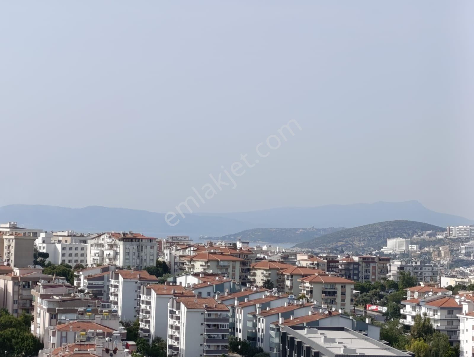 Kuşadası Hacıfeyzullah Satılık Daire  KUŞADASINDA DENİZ MANZARALI SATILIK 3+1 DAİRE 