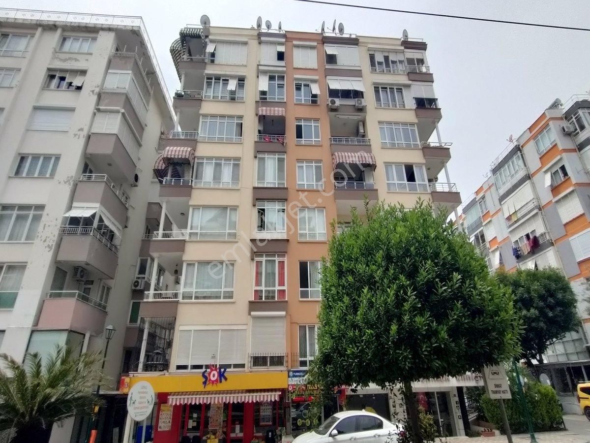 Muratpaşa Gençlik Satılık Daire GENÇLİK MAHALLESİ IŞIKLARDA KISMİ DENİZ MANZARALI SATILIK 3+1