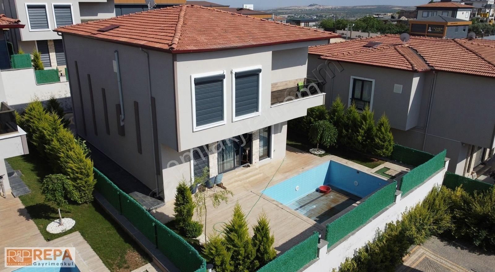 Oğuzeli Şahinbey Satılık Villa REPA GAYRİMENKUL BERFİN ŞAHİN'DEN ASİLZADE' DE SATILIK VİLLA