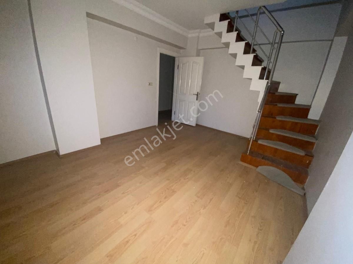 Bahçelievler Yenibosnada 3+1_teras Asansörlü Dubleks Daire - Görsel 2