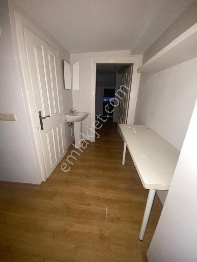 Bahçelievler Yenibosnada 3+1_teras Asansörlü Dubleks Daire - Görsel 23