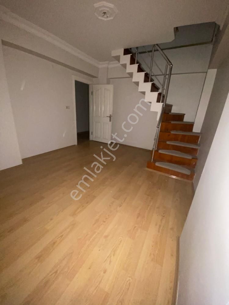 Bahçelievler Yenibosnada 3+1_teras Asansörlü Dubleks Daire - Görsel 30