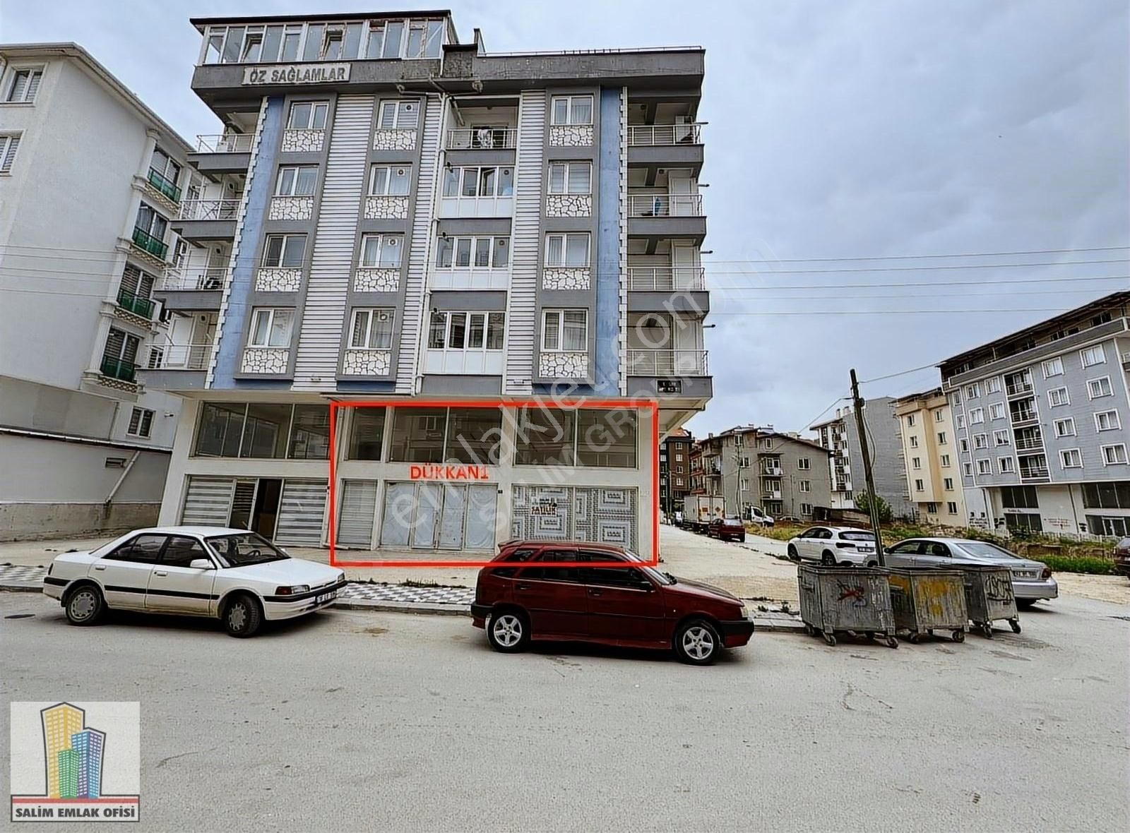 Üni̇versi̇te kampüs karşisi, erenler'de satilik dükkan