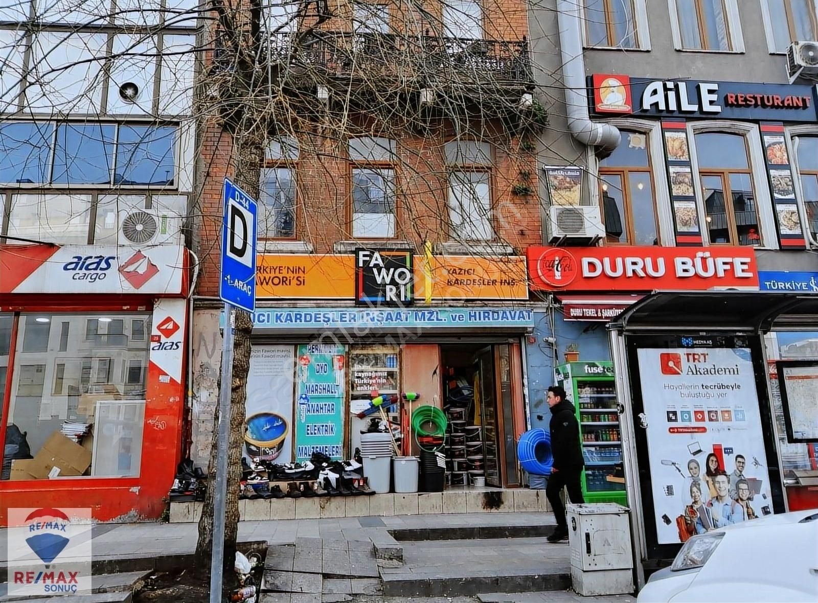 Beyoğlu Şehit Muhtar Satılık Bina BEYOĞLU İSTİKLAL CADDESİ YAKINI SATILIK 5 KATLI BİNA(1/2 HİSSE )