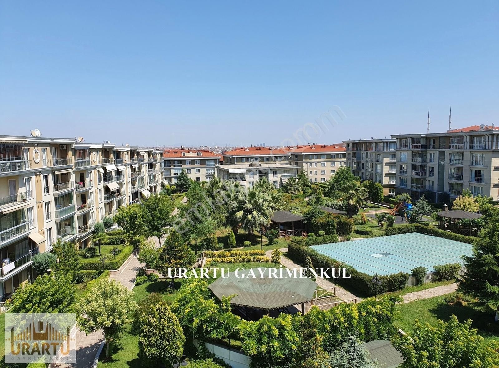 Bahçelievler Yenibosna Merkez Metroya Yakın Kiralık Daire BAHÇELİEVLER YASEMİNKONAKLARI KİRALIK 3+1 145m2 NET DAİRE