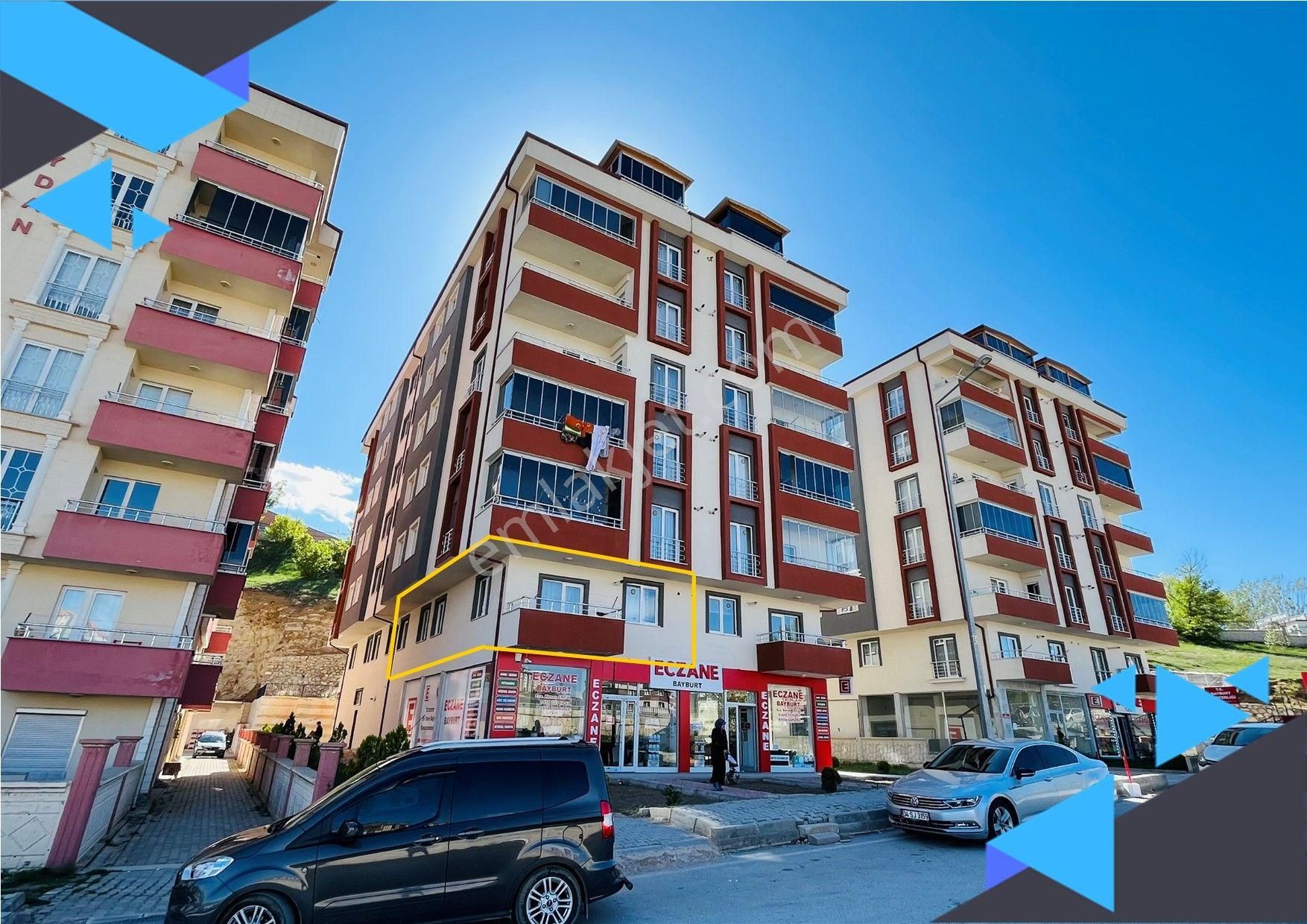 Bayburt Merkez Tuzcuzade Satılık Daire  HASTANEYE ÇOK YAKIN KONUMDA 3+1 SATILIK DAİRE