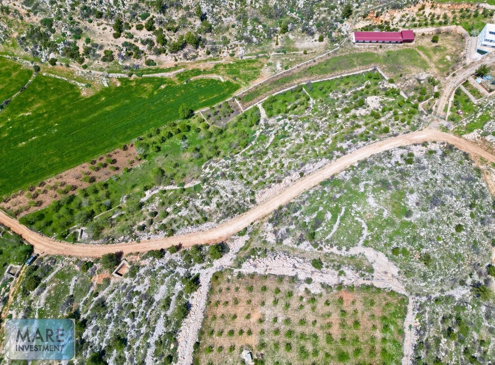 Aydıncık Yenikaş Satılık Bağ & Bahçe MARE'den YOL ÜSTÜ EV İNŞASINA UYGUN KELEPİR 7,6 DN BADEM BAHÇESİ