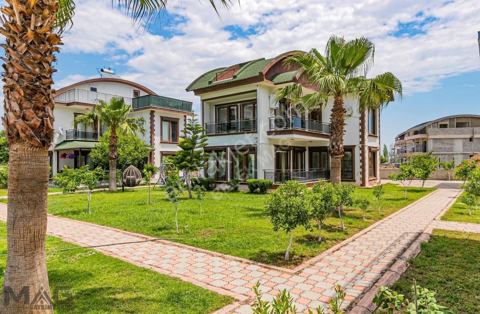 Serik Belek Satılık Villa KADRİYE-BELEK SATILIK TRİPLEKS HAVUZLU LÜKS VİLLA